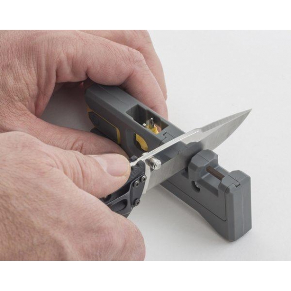 Smith's Sharpener and Knife Tool